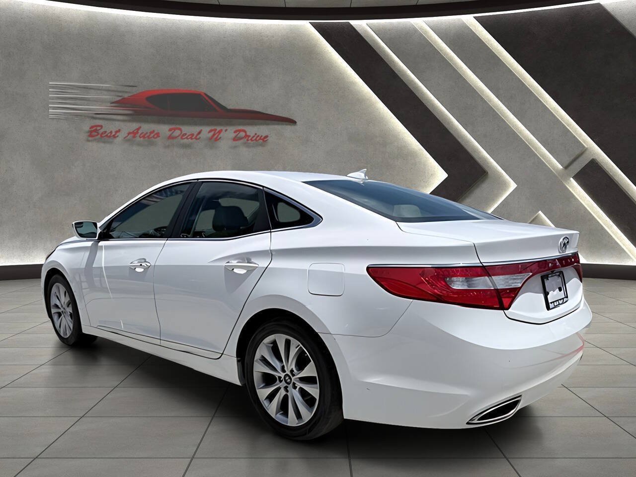 Used 2014 Hyundai Azera Limited FWD image 5