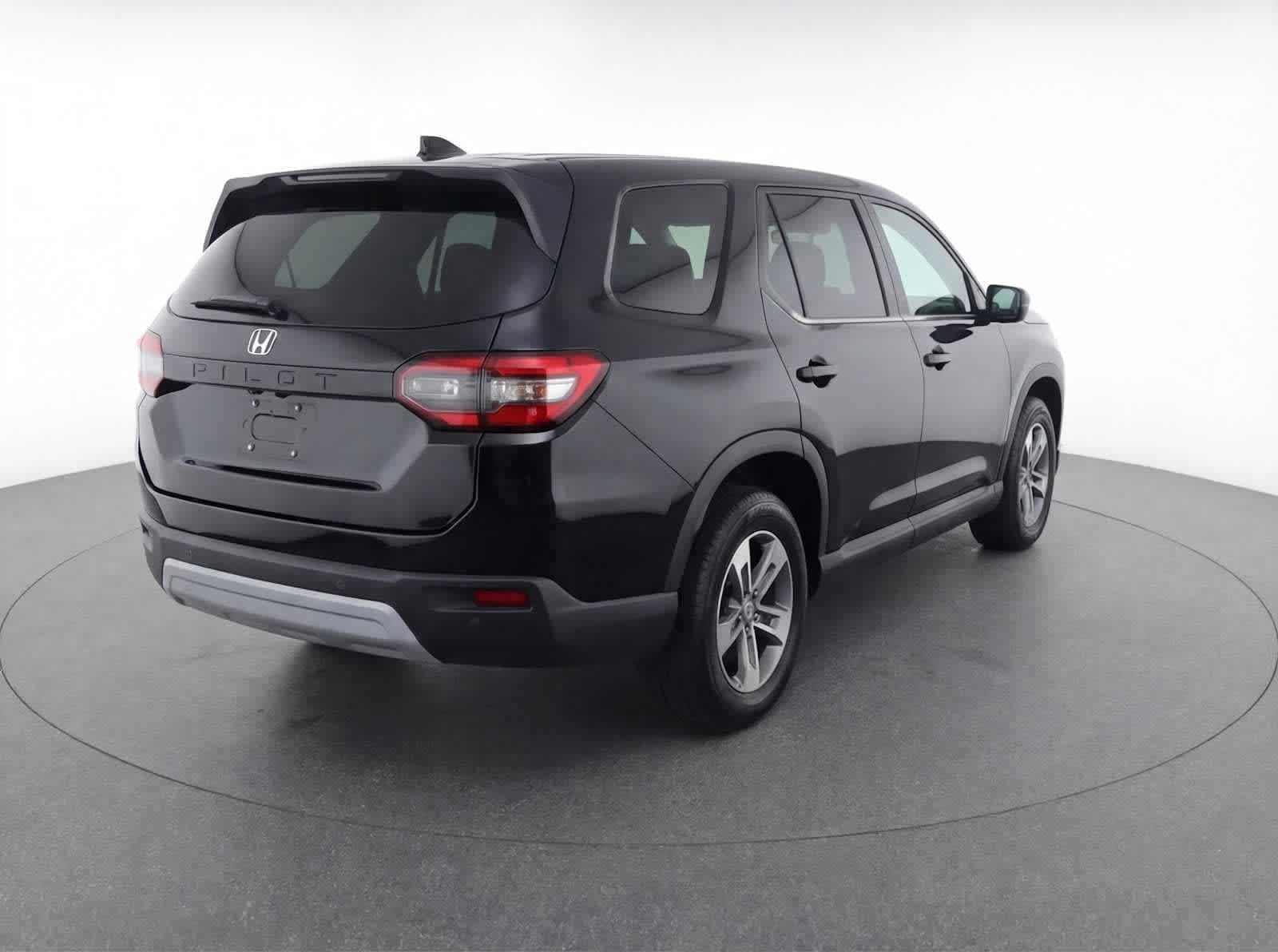 Used 2024 Honda Pilot EX-L image 7