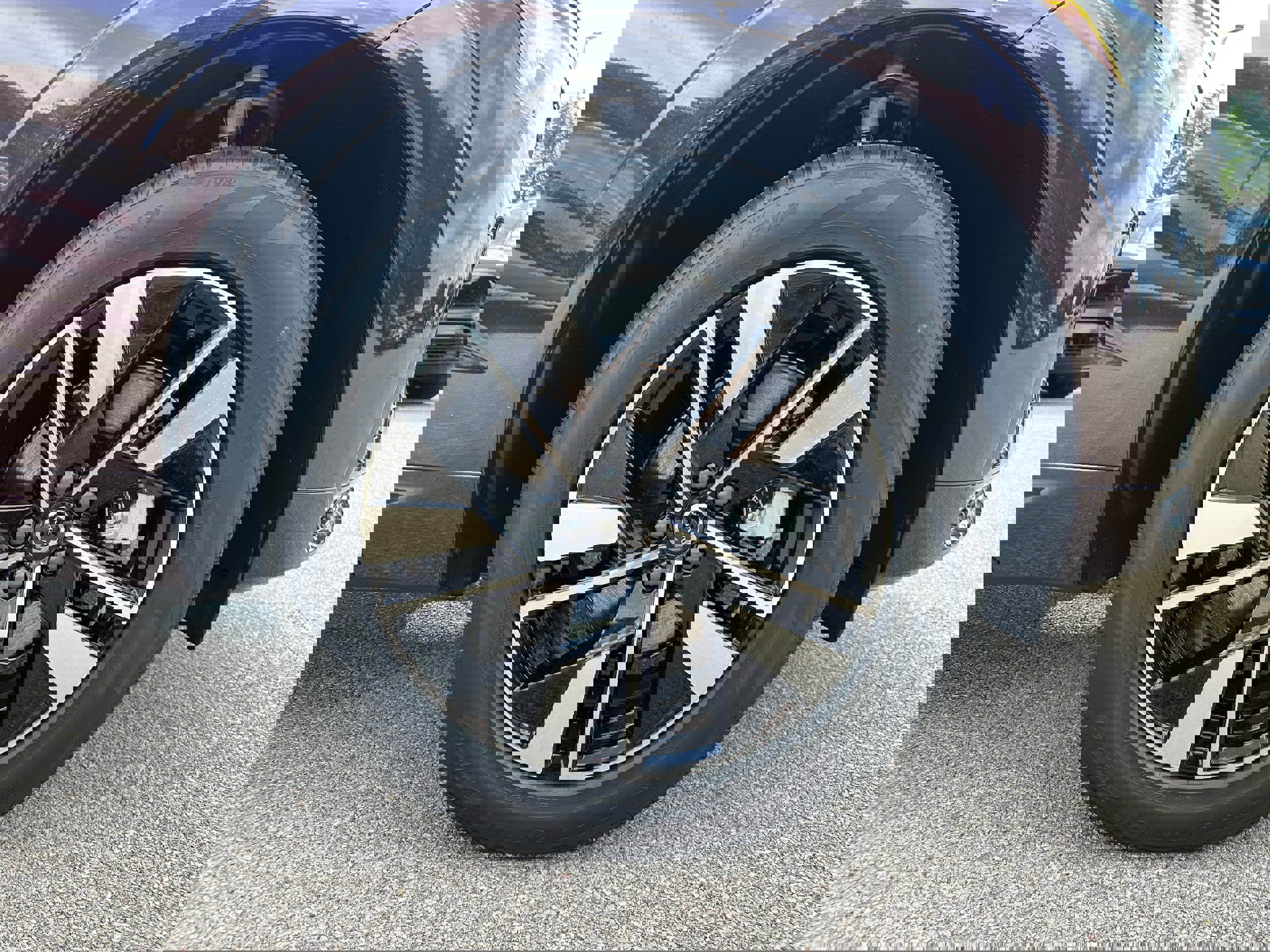 New 2026 Volvo XC60 B5 Core w/ Climate Package image 7