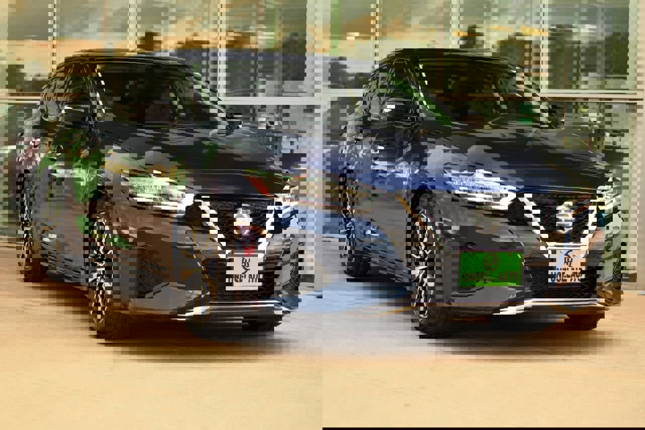 Used 2023 Nissan Maxima SV w/ Floor Mat Group image 2