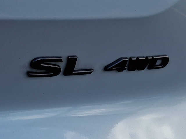 Certified 2026 Nissan Pathfinder SL AWD/4WD image 30