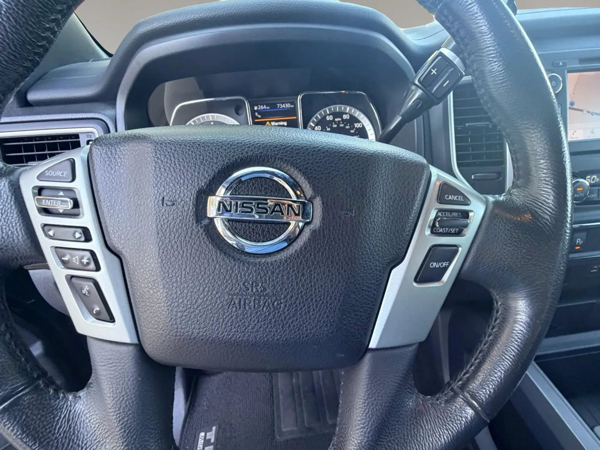 Used 2019 Nissan Titan SV w/ SV Convenience Package RWD image 19