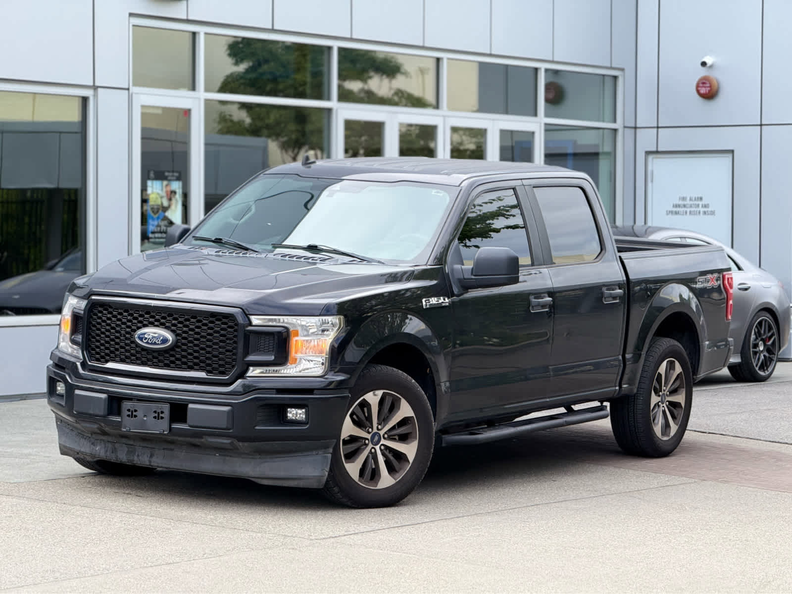 Used 2020 Ford F150 XL w/ Equipment Group 101A Mid image 2