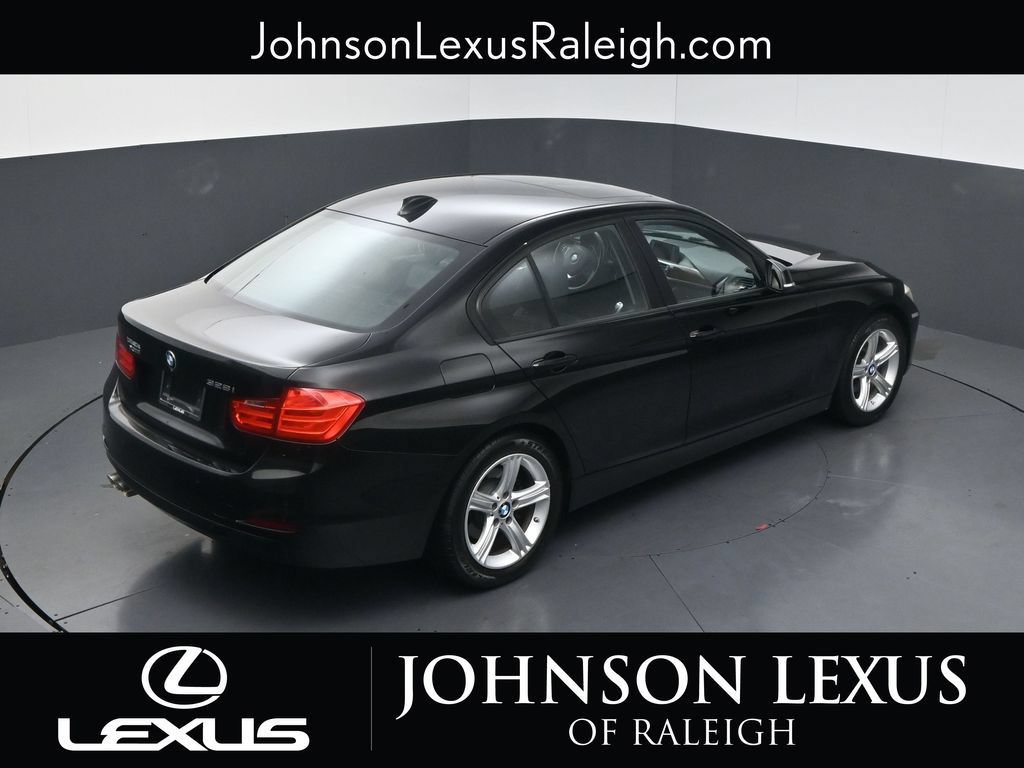 Used 2014 BMW 328i xDrive Sedan AWD/4WD image 27