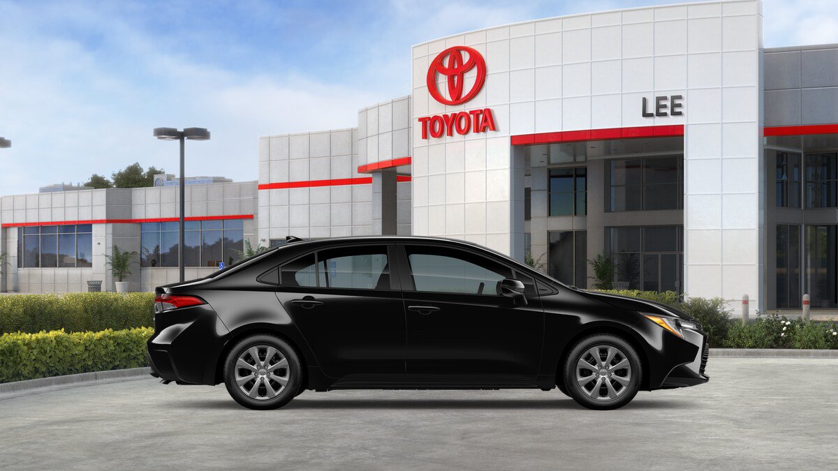 New 2026 Toyota Corolla LE FWD image 12