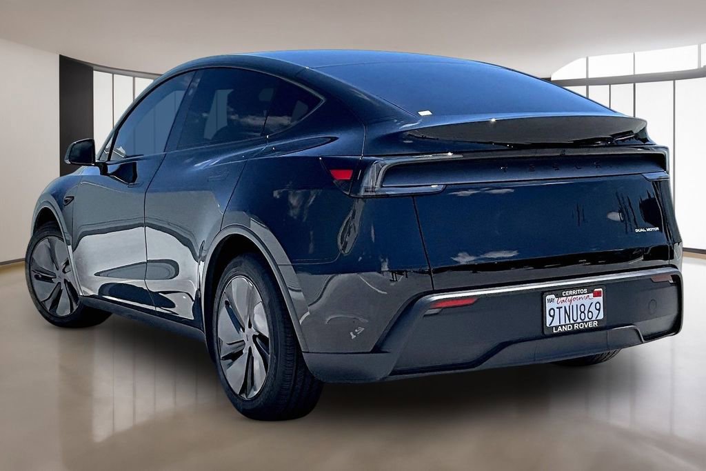Used 2026 Tesla Model Y Long Range AWD/4WD image 4