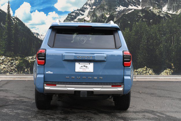 New 2026 Toyota 4Runner Limited AWD/4WD image 5