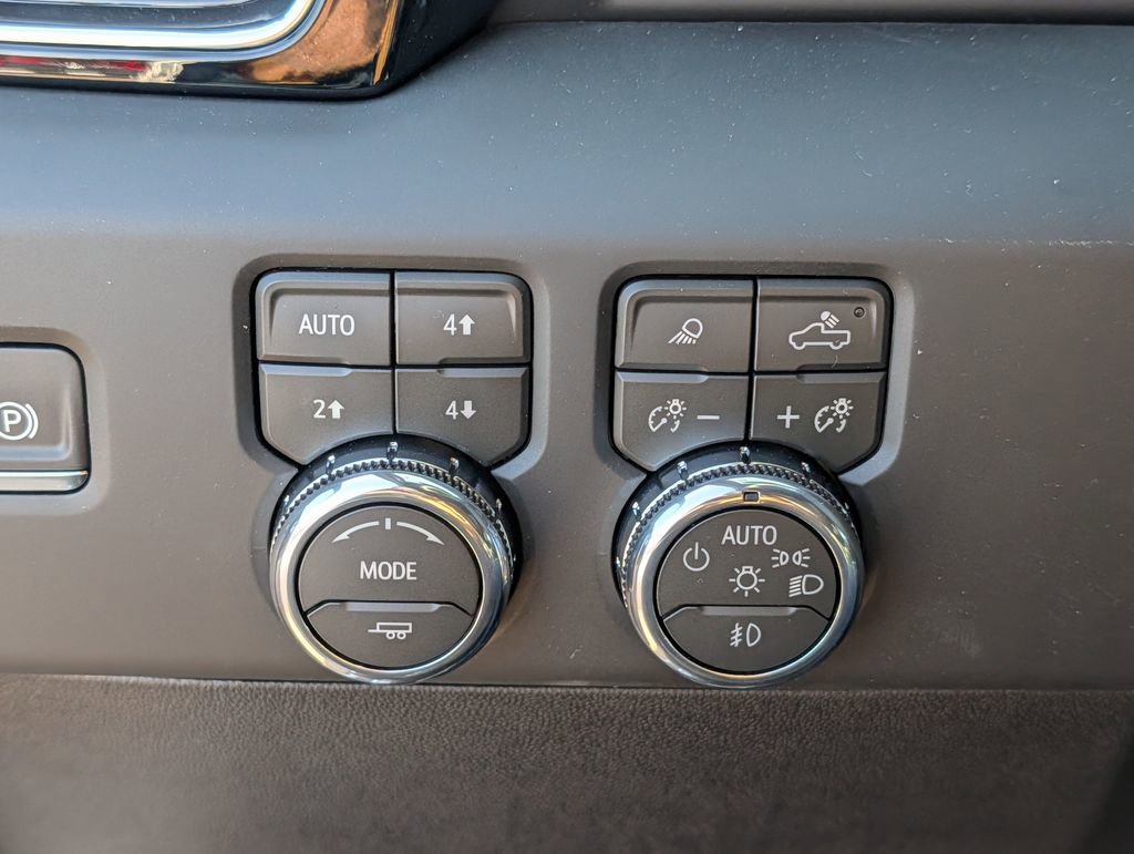 New 2026 GMC Sierra 3500 Denali w/ Denali Reserve Package image 40