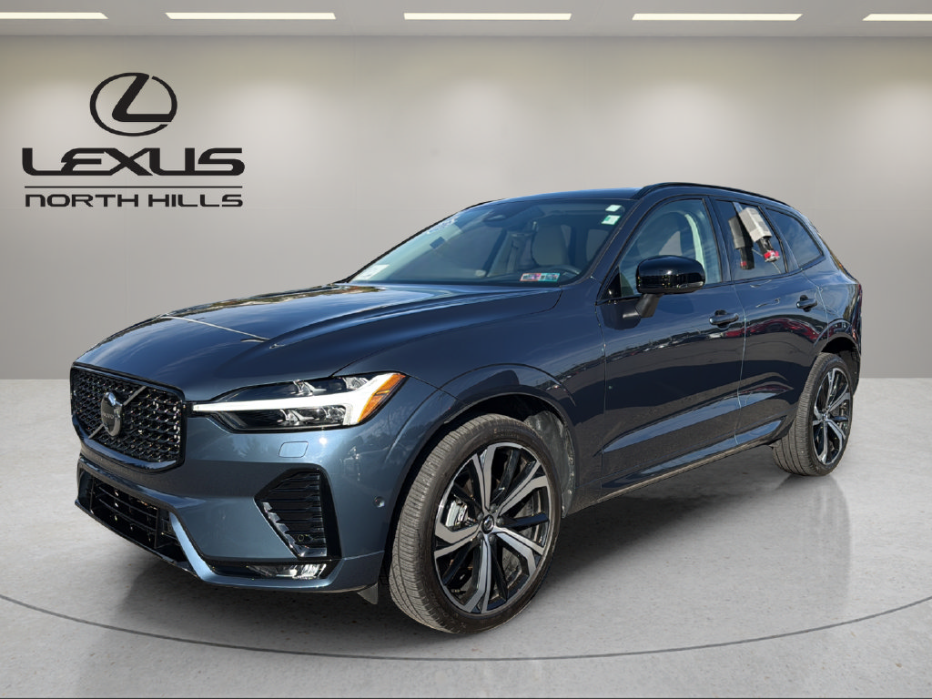 Used 2025 Volvo XC60 B5 Ultra w/ Protection Package Premier AWD/4WD 360° Tour