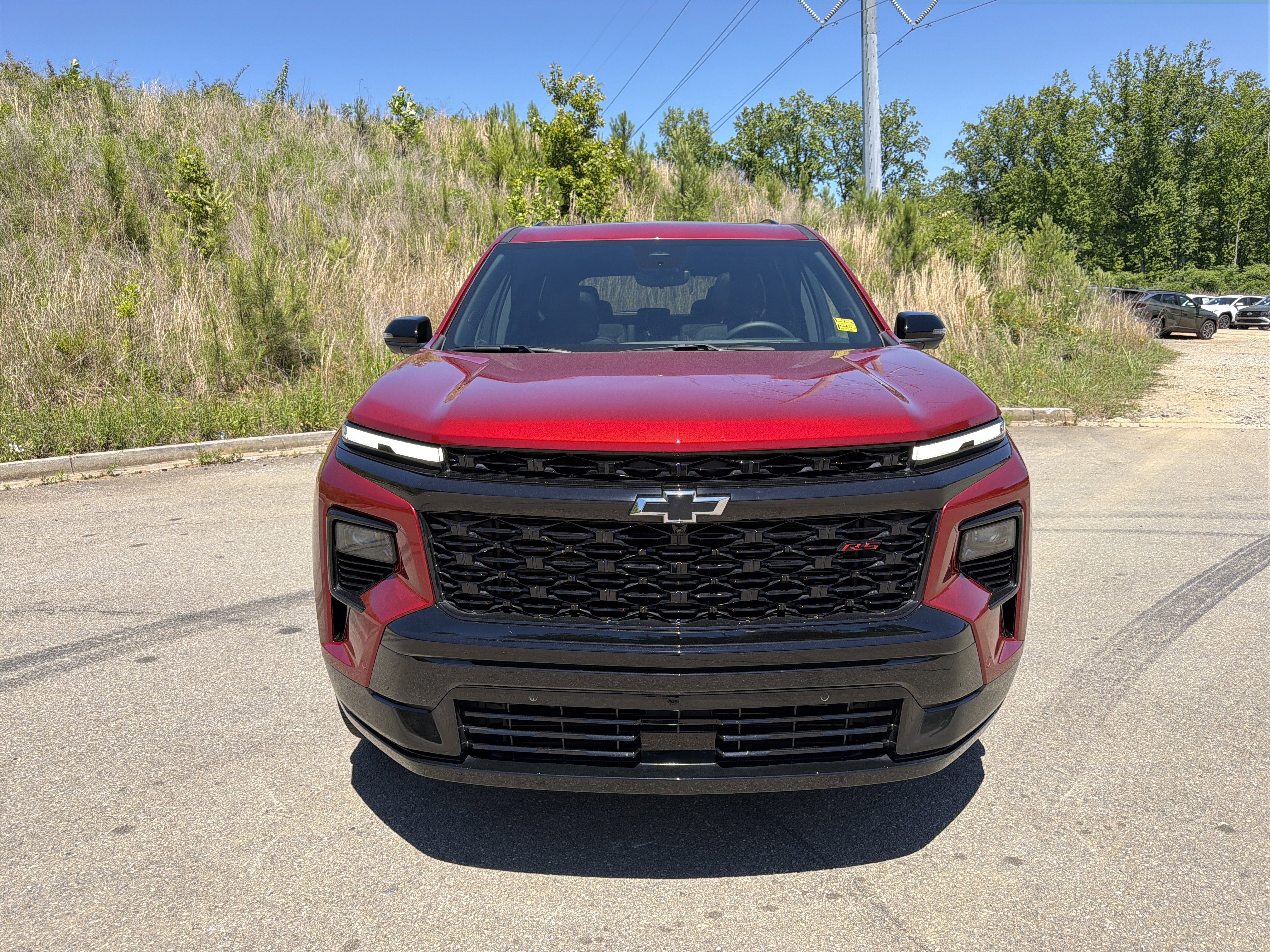 Used 2025 Chevrolet Traverse RS w/ LPO, Floor Liner Package AWD/4WD image 2