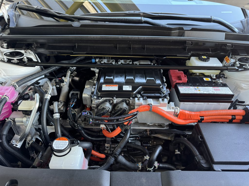 Used 2023 Lexus RZ 450e Premium image 41