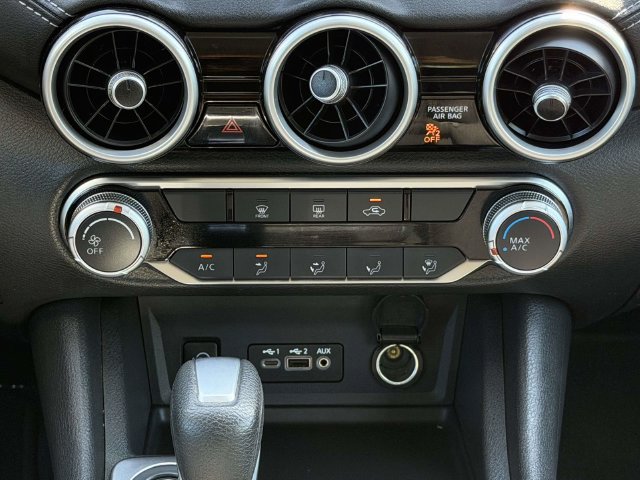 Used 2024 Nissan Sentra SV FWD image 21
