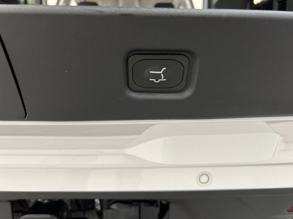 Used 2025 Ford Expedition Active RWD image 55