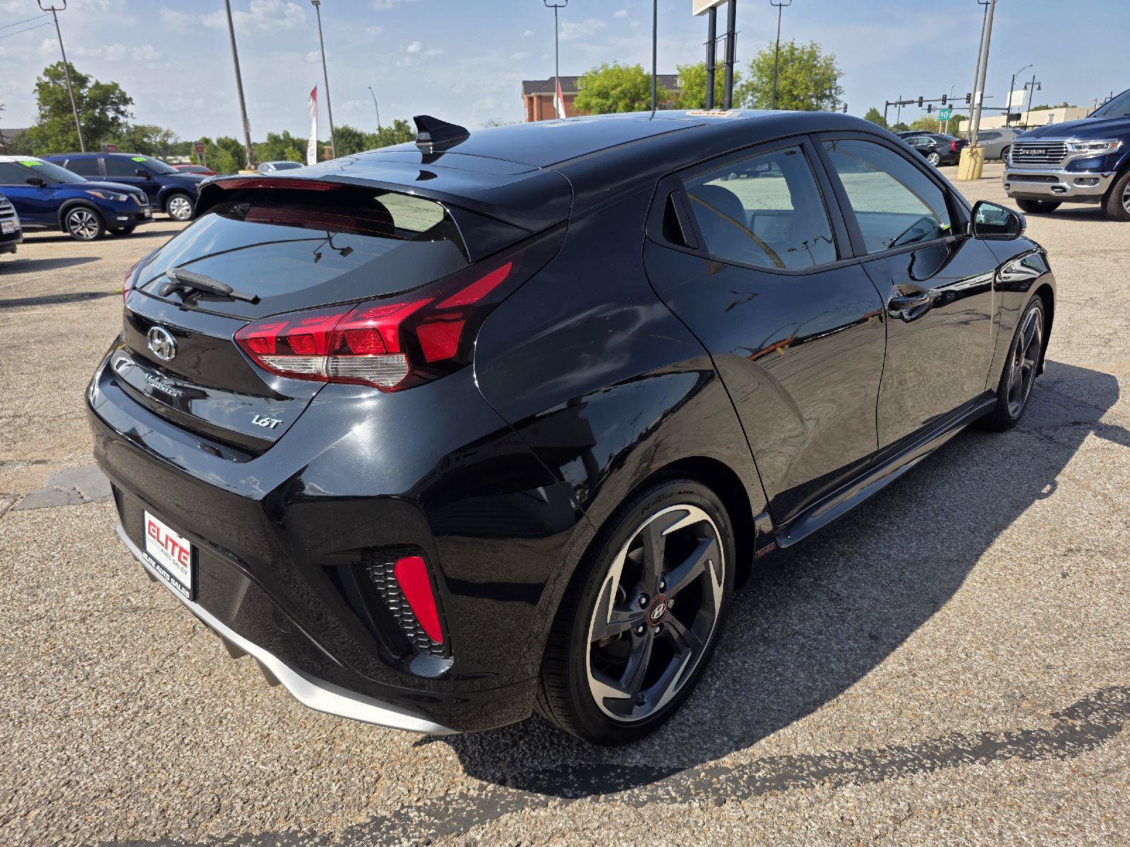 Used 2020 Hyundai Veloster Turbo FWD image 6