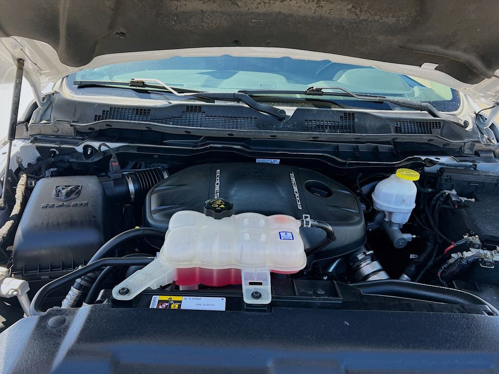 Used 2019 RAM 1500 Laramie image 28