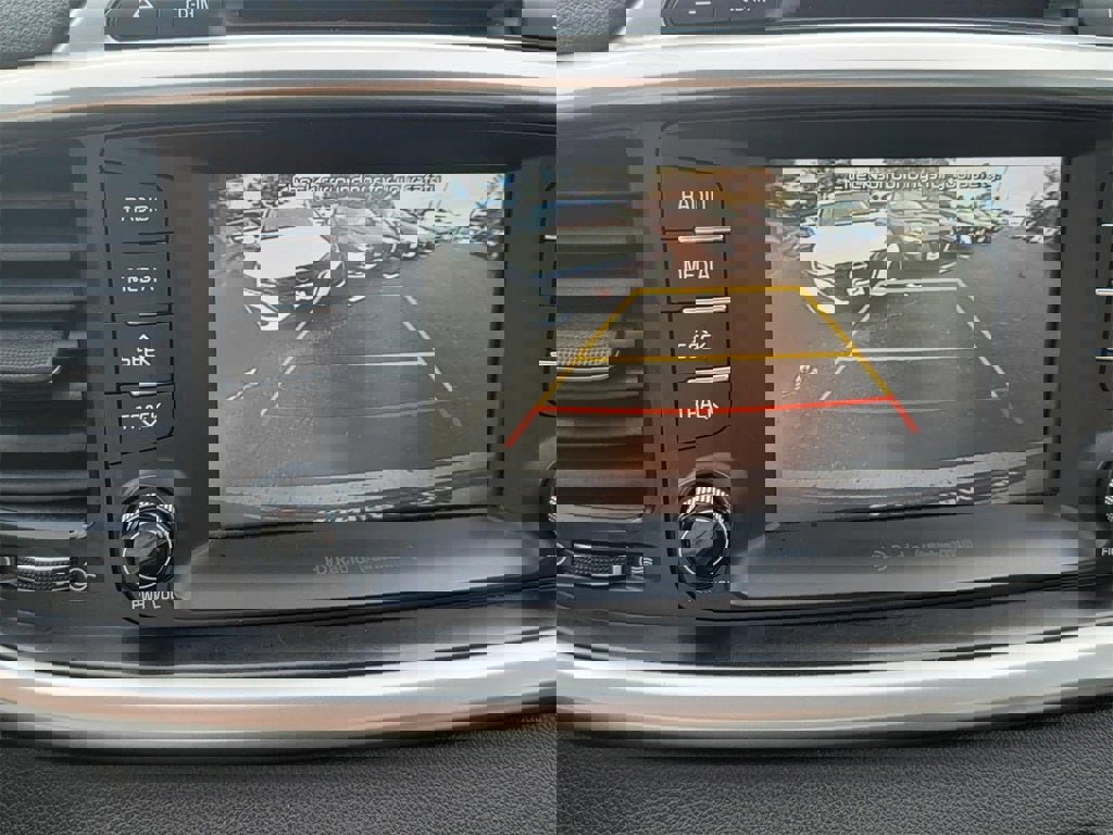 Used 2019 Kia Sorento LX w/ LX Convenience Package image 34