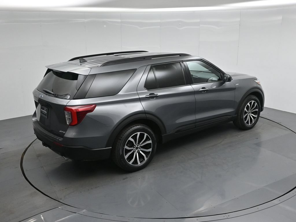 Certified 2022 Ford Explorer ST-Line w/ Class IV Trailer Tow Package AWD/4WD image 40