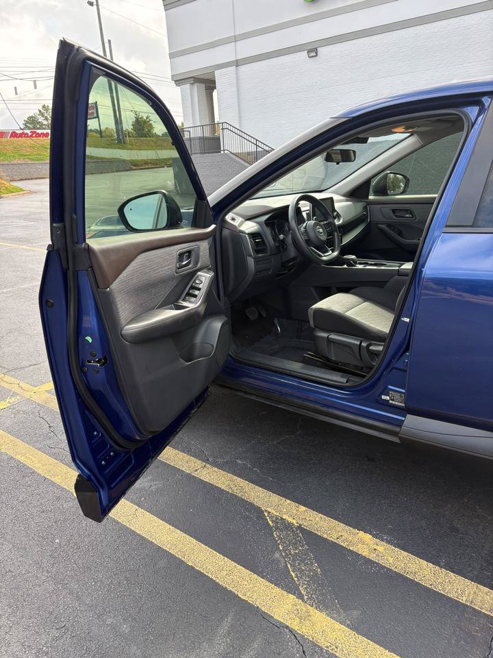Used 2021 Nissan Rogue S FWD image 9