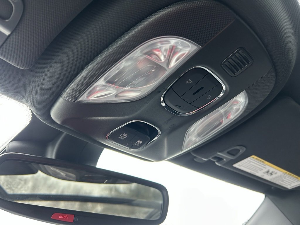 Used 2024 Jeep Compass Latitude w/ Sun and Sound Group image 25