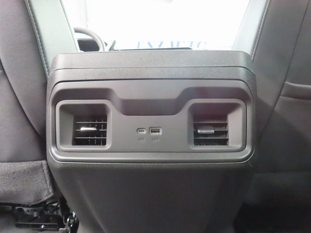 Used 2025 Chevrolet Silverado 2500 LT w/ Trail Boss Package image 11