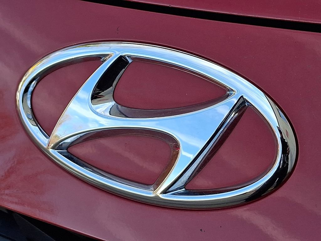 Used 2023 Hyundai Elantra SEL w/ Convenience Package image 31