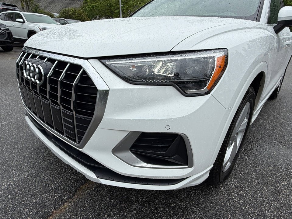 Used 2020 Audi Q3 2.0T Premium w/ Convenience Package AWD/4WD image 26