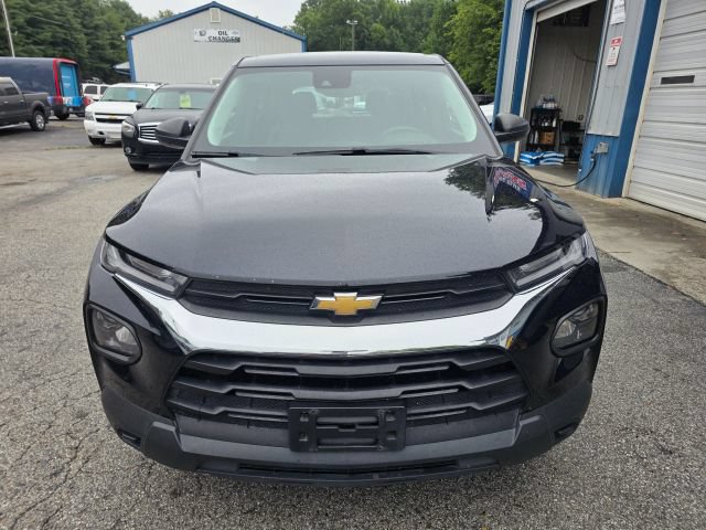 Used 2021 Chevrolet TrailBlazer LS FWD image 2
