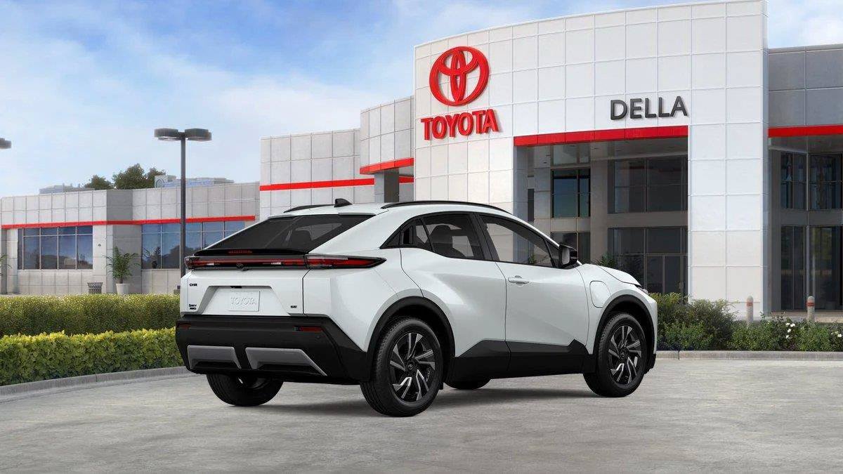 New 2026 Toyota C-HR AWD/4WD image 33