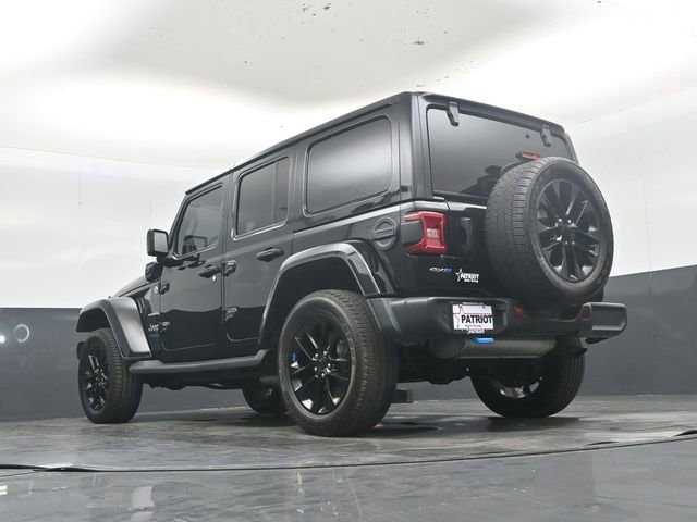 Used 2022 Jeep Wrangler Unlimited Sahara w/ Cold Weather Group image 41