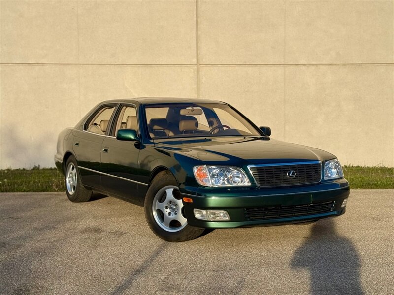 Used 2000 Lexus LS 400 RWD image 2