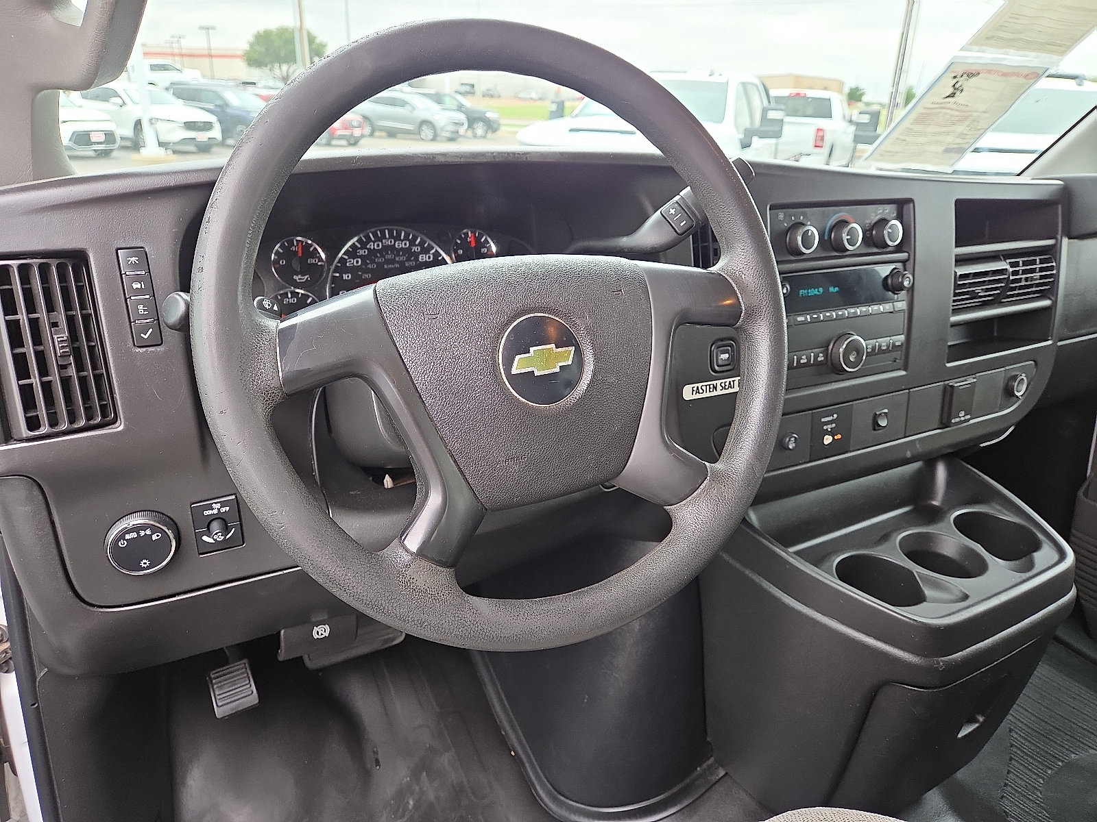 Used 2016 Chevrolet Express 2500 RWD image 13