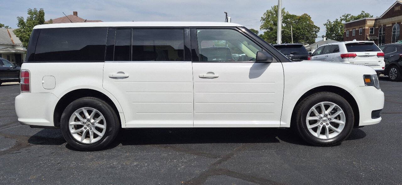 Used 2018 Ford Flex SE FWD image 6
