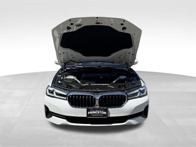 Used 2022 BMW 530i xDrive w/ Convenience Package image 9