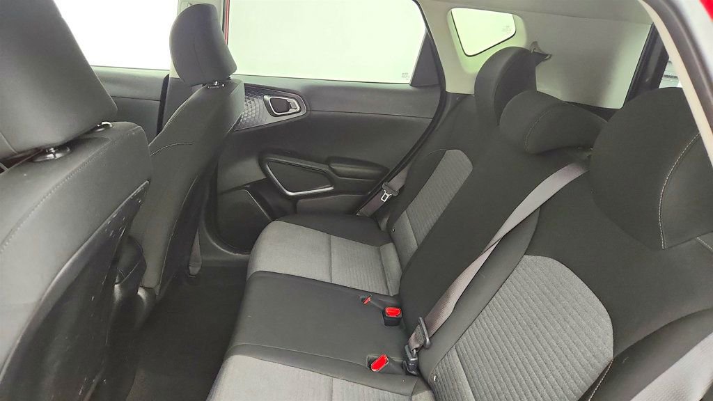 Used 2020 Kia Soul GT-Line image 19