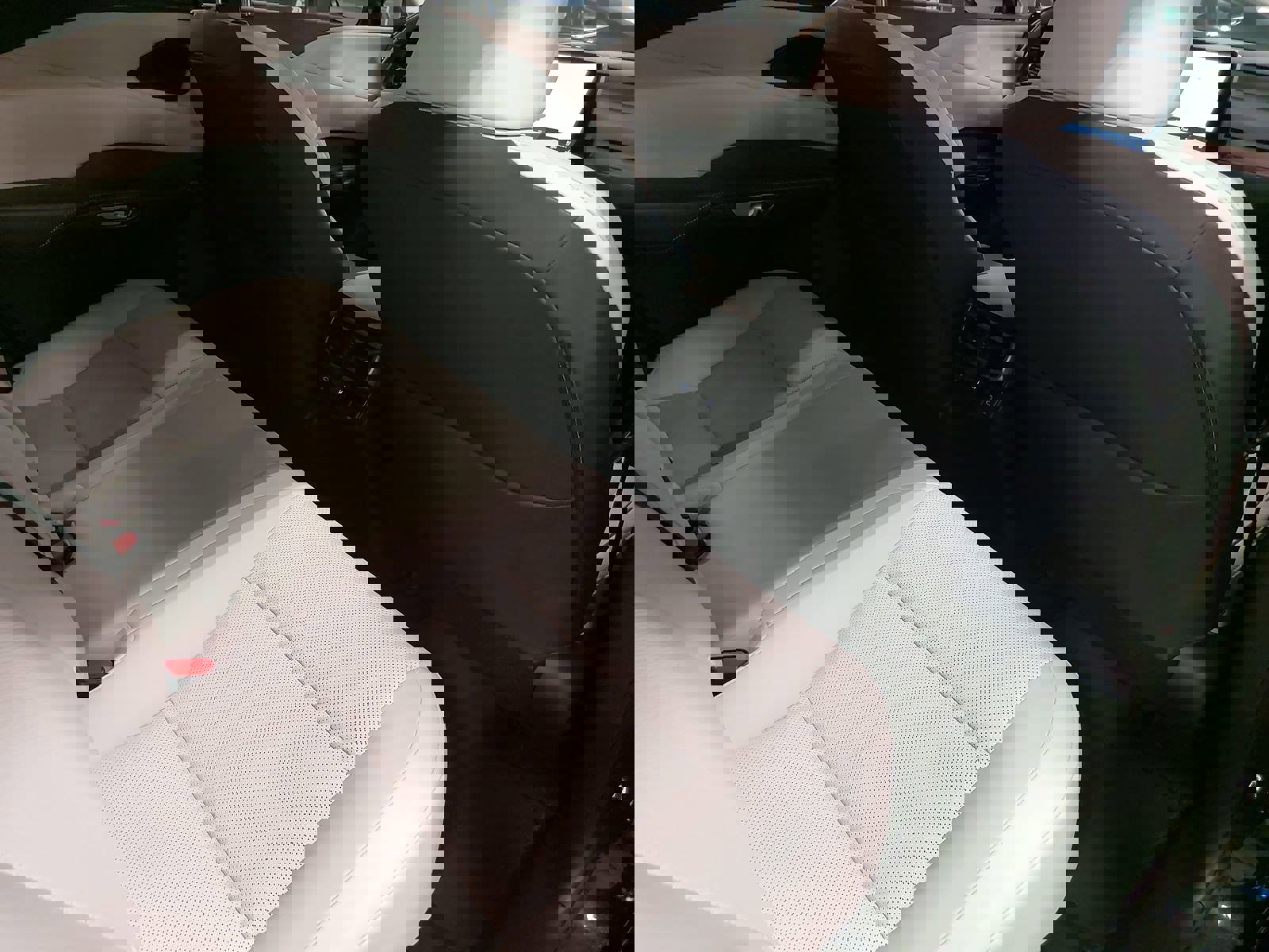 Used 2024 Lexus RX 350 Premium image 11