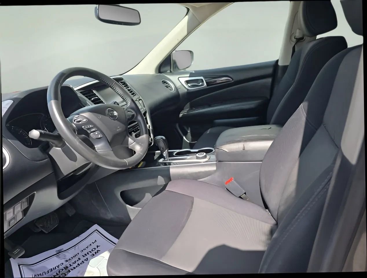 Used 2019 Nissan Pathfinder SV image 10