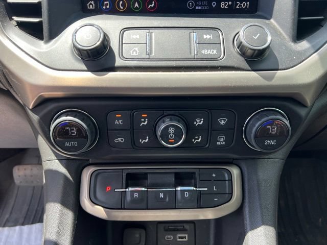 Used 2021 GMC Acadia Denali w/ Denali Ultimate Package AWD/4WD image 32