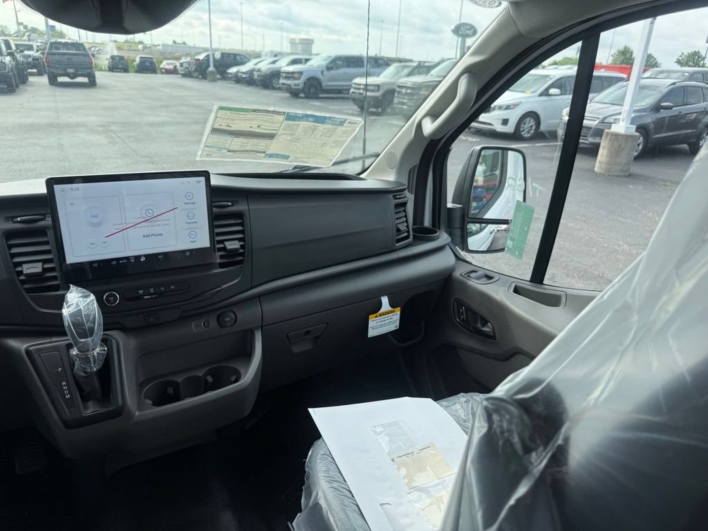 New 2026 Ford Transit 250 Low Roof w/ Load Area Protection Package RWD image 41