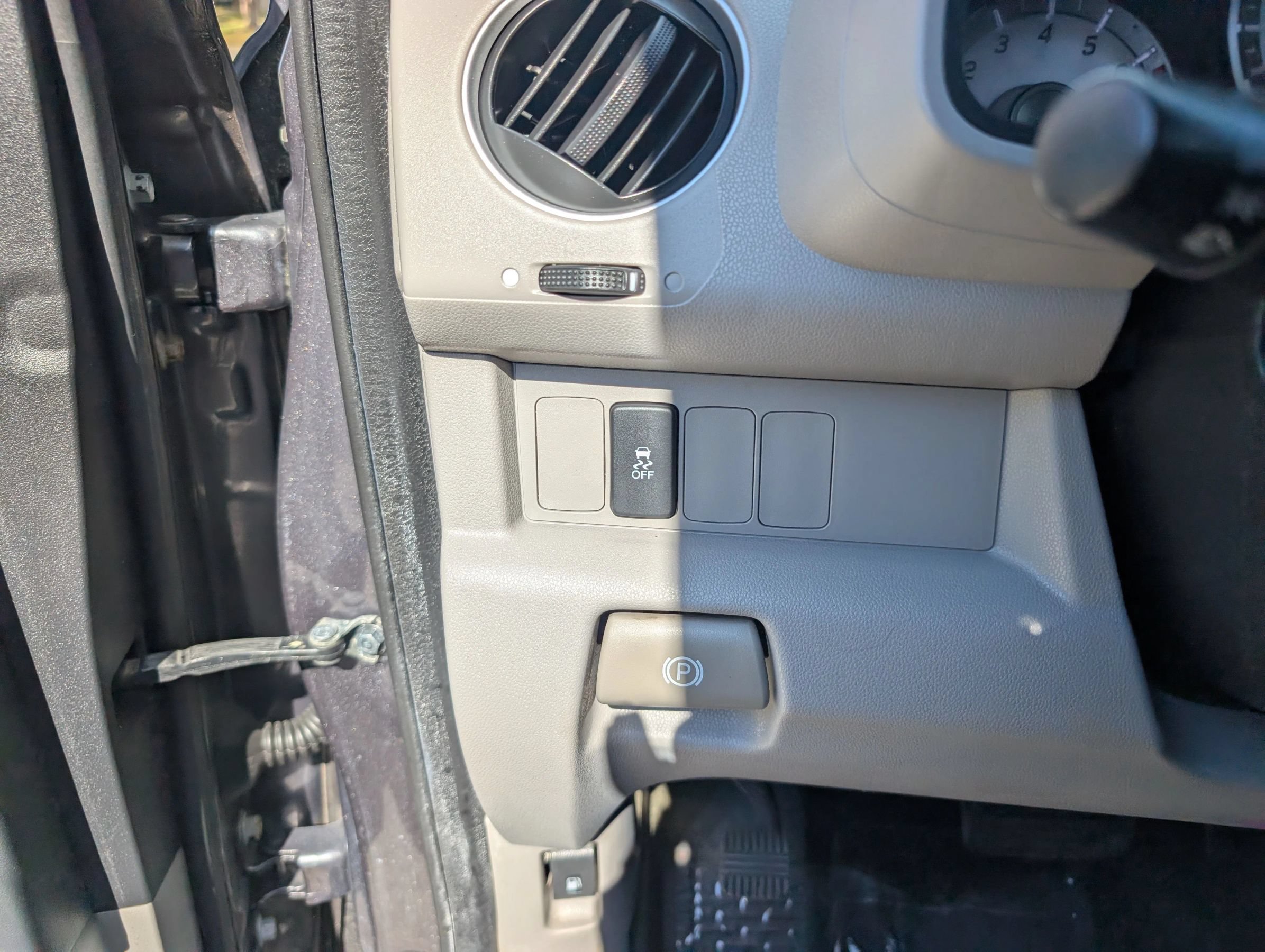 Used 2014 Honda Pilot LX image 27