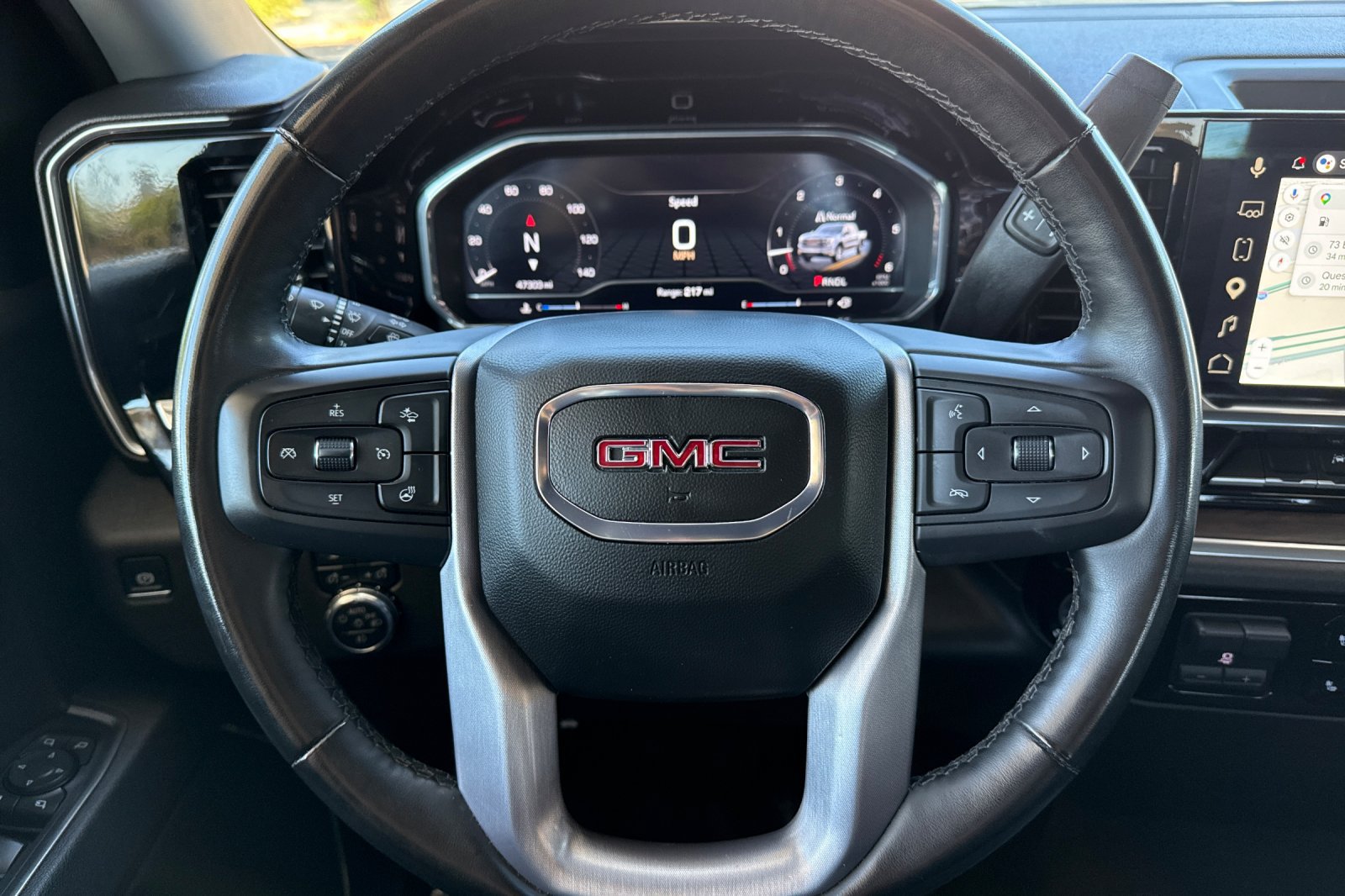 Used 2025 GMC Sierra 1500 SLT RWD image 34