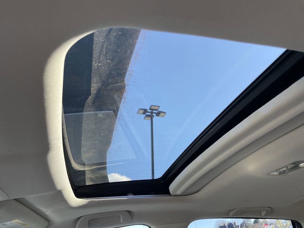 Used 2012 Honda CR-V EX-L image 9