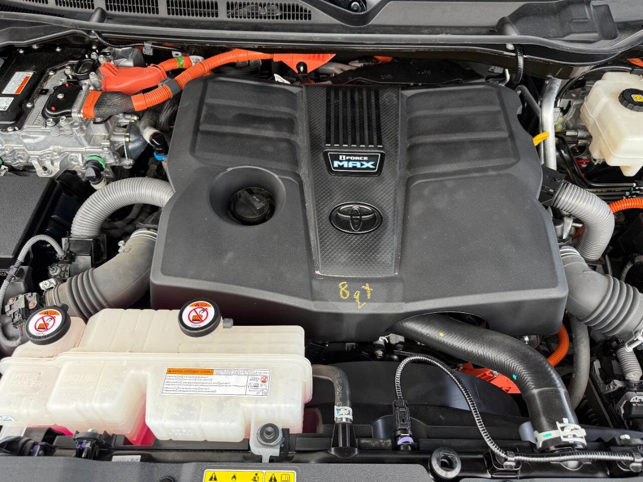 Used 2024 Toyota Sequoia Platinum AWD/4WD image 15