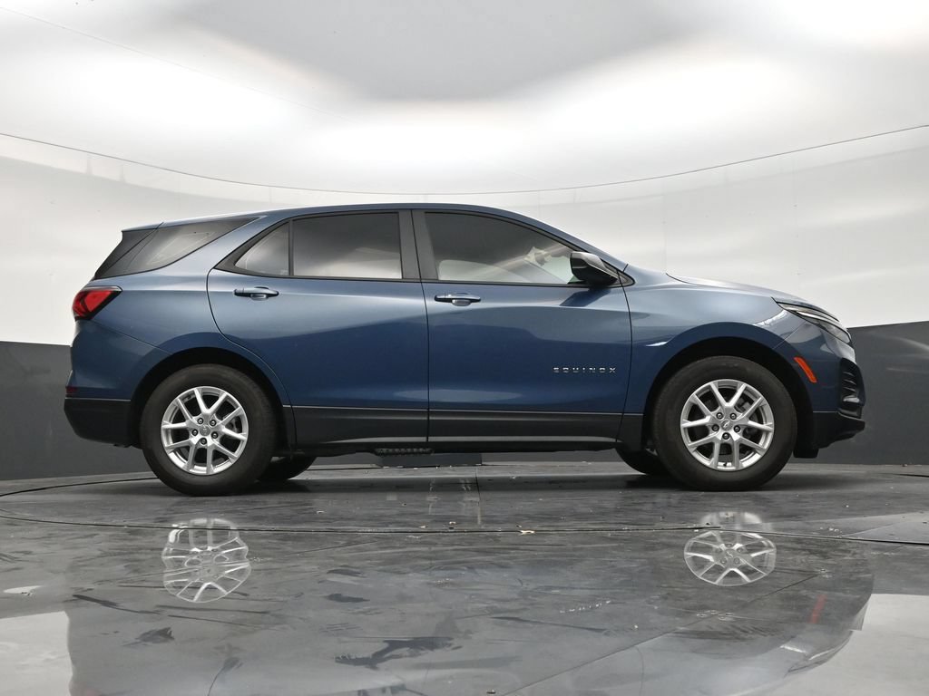 Used 2024 Chevrolet Equinox LS FWD image 25