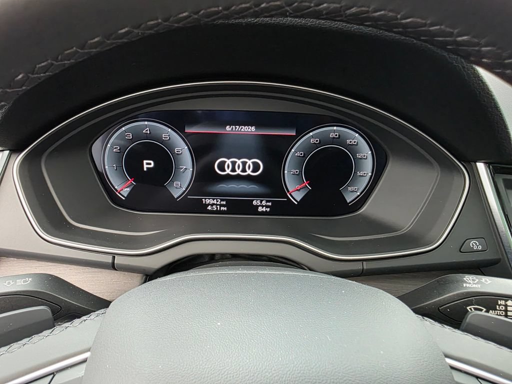 Used 2023 Audi Q5 2.0T Premium Plus w/ Premium Plus Package AWD/4WD image 21