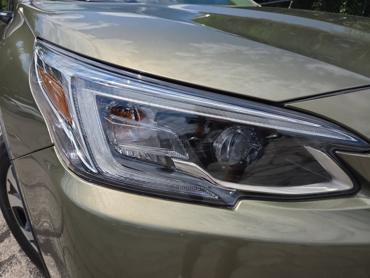 Certified 2022 Subaru Outback Limited AWD/4WD image 10
