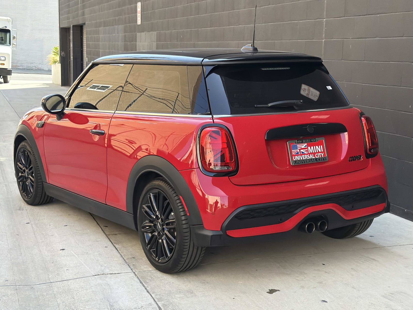 Used 2024 MINI Cooper S FWD image 4