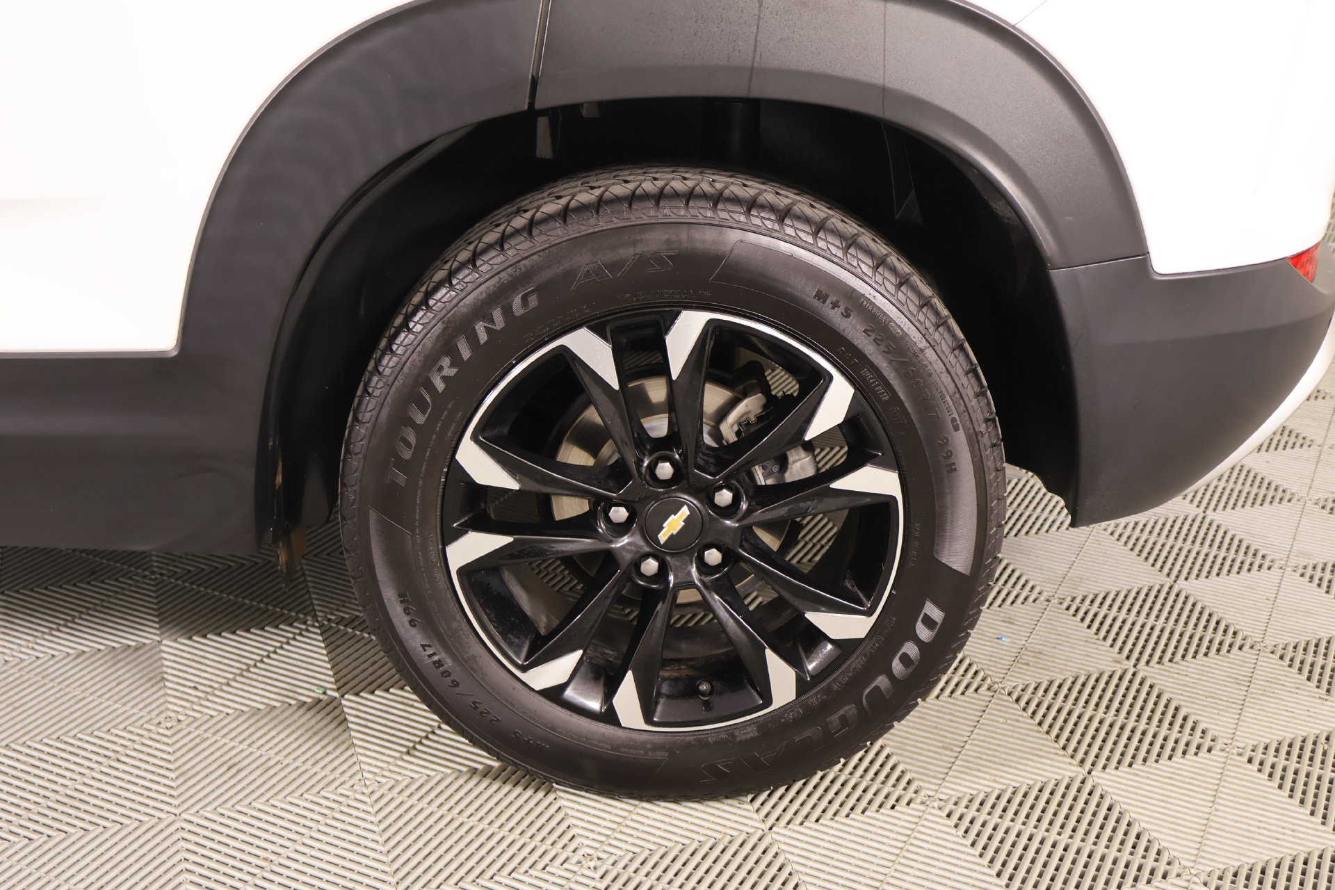 Used 2022 Chevrolet TrailBlazer LT w/ Convenience Package FWD image 18