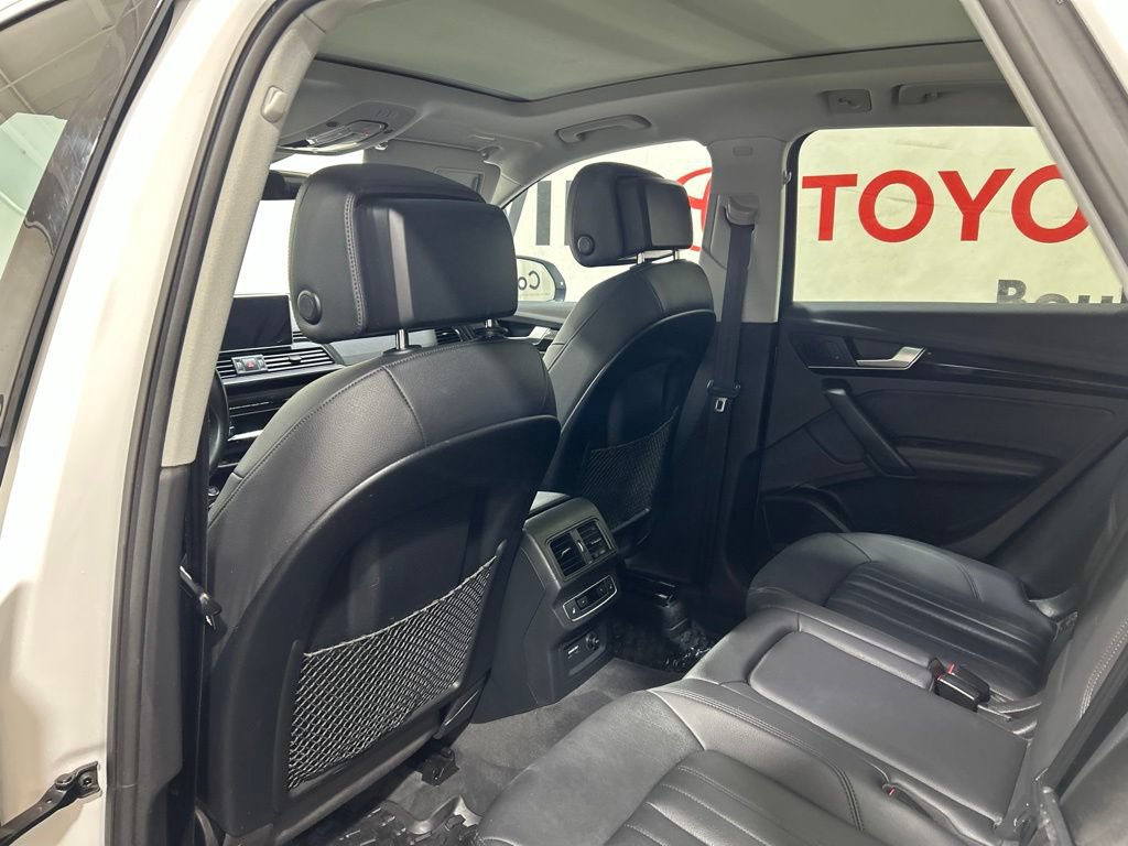 Used 2020 Audi Q5 e Premium Plus w/ Premium Plus Package AWD/4WD image 20