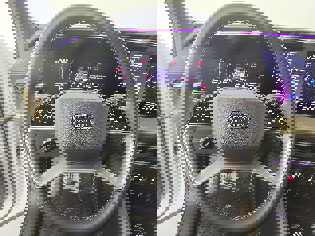 Used 2025 Audi Q5 Premium Plus w/ Premium Plus image 20