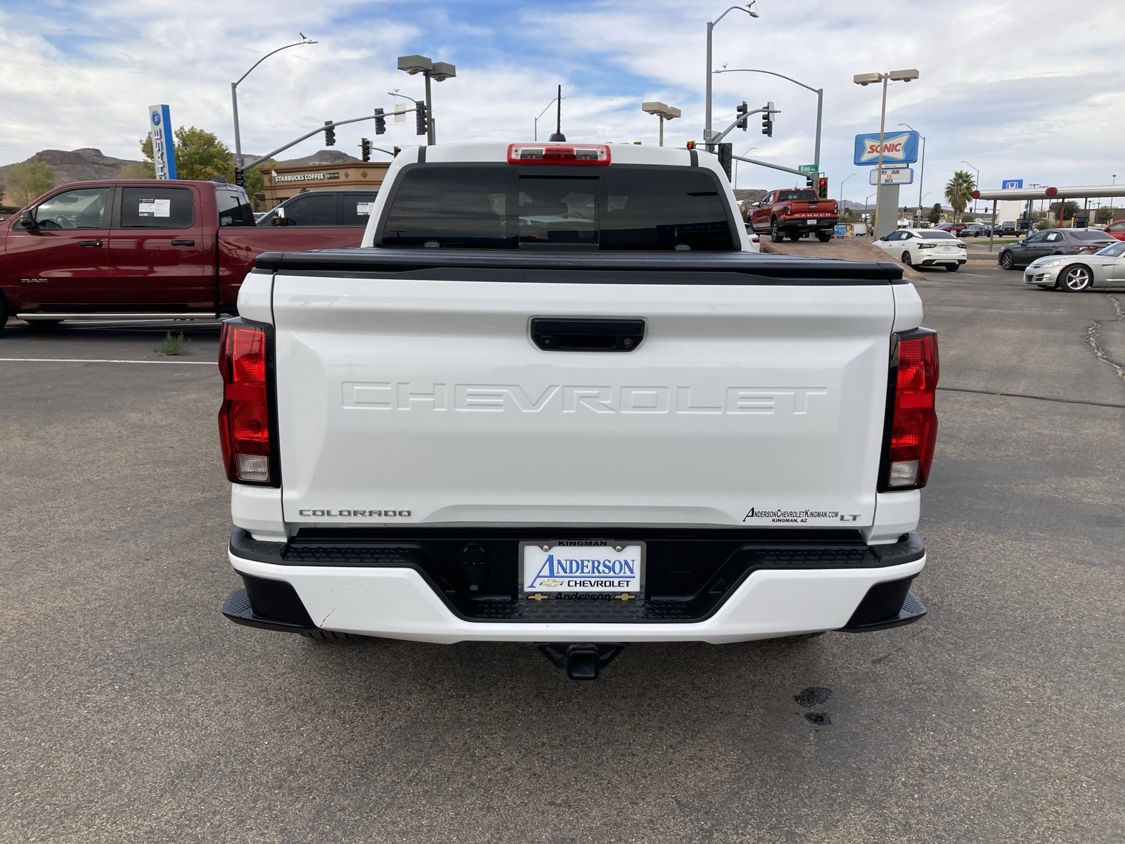 Used 2024 Chevrolet Colorado LT w/ LT Convenience Package II image 8